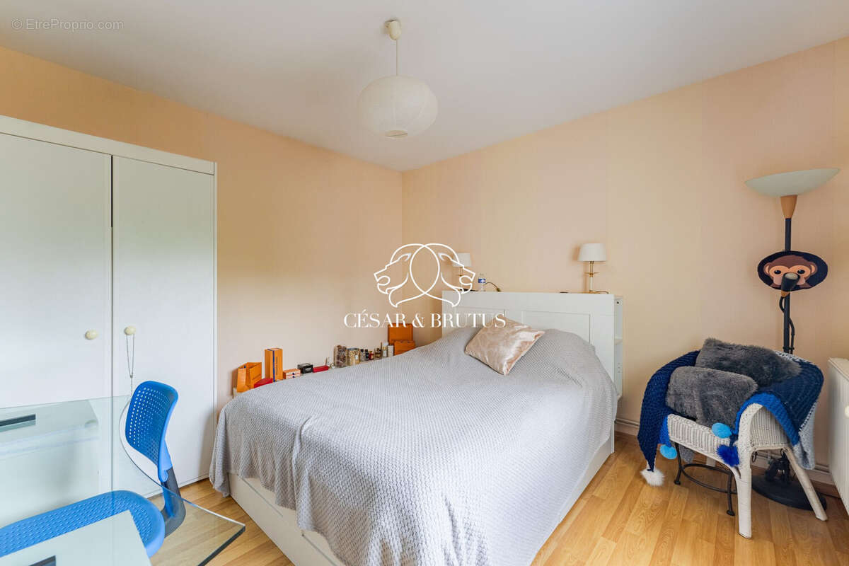 Maison 126 m² à Morestel  - photo 8