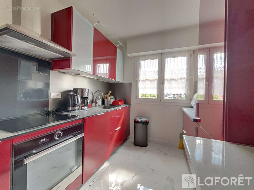 Appartement à GIF-SUR-YVETTE