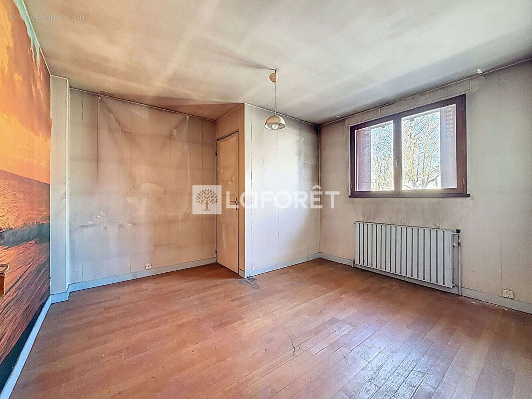 Maison à LE PLESSIS-ROBINSON