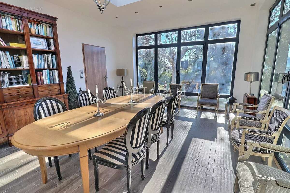 Maison à DRAGUIGNAN