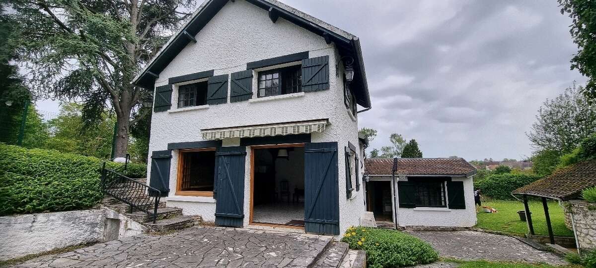 Maison 165 m² à Follainville-Dennemont  - photo 3