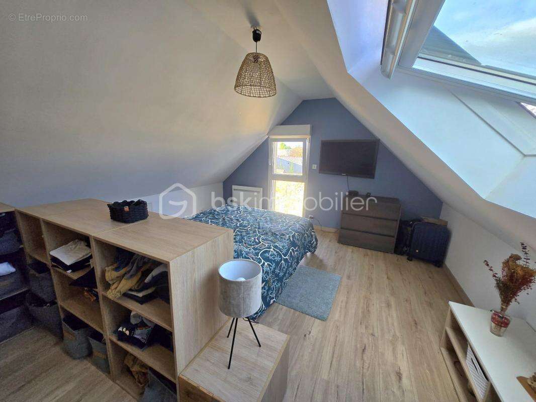 Maison à CHALONS-DU-MAINE