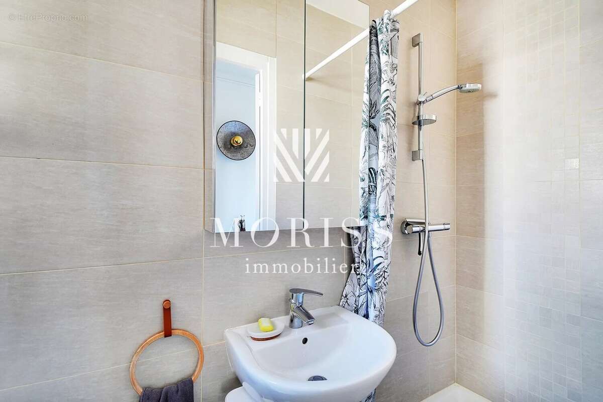 Appartement à PARIS-11E