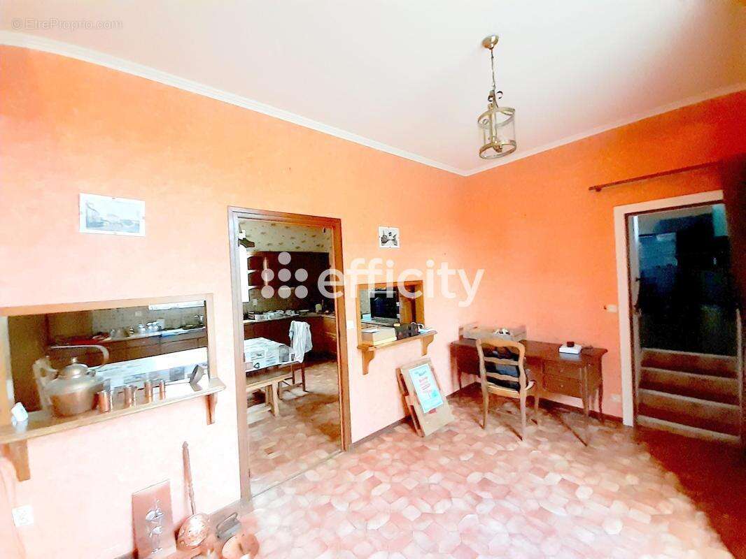 Maison 166 m² à Saint-Denis-D'authou  - photo 11