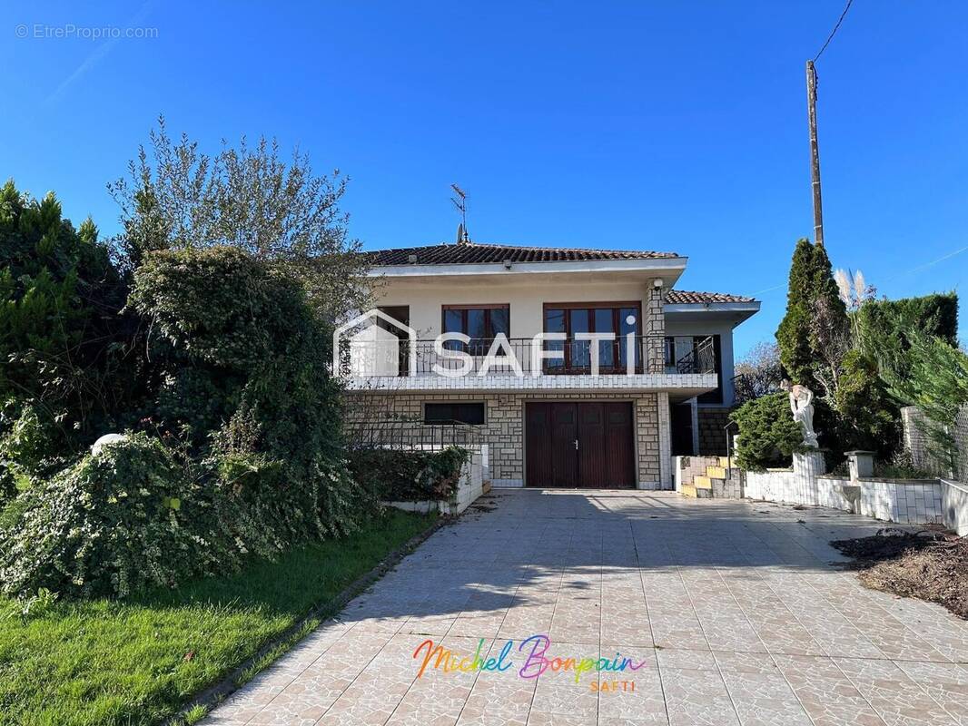 Photo 1 - Maison à MARTIGNAS-SUR-JALLE