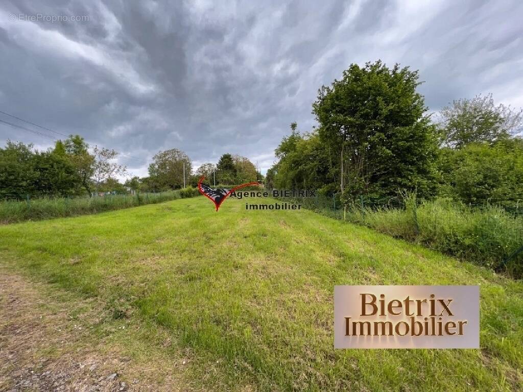 Terrain à L'ISLE-ADAM