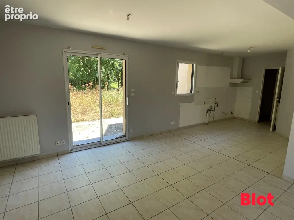 Maison 93 m² à Romagne  - photo 3