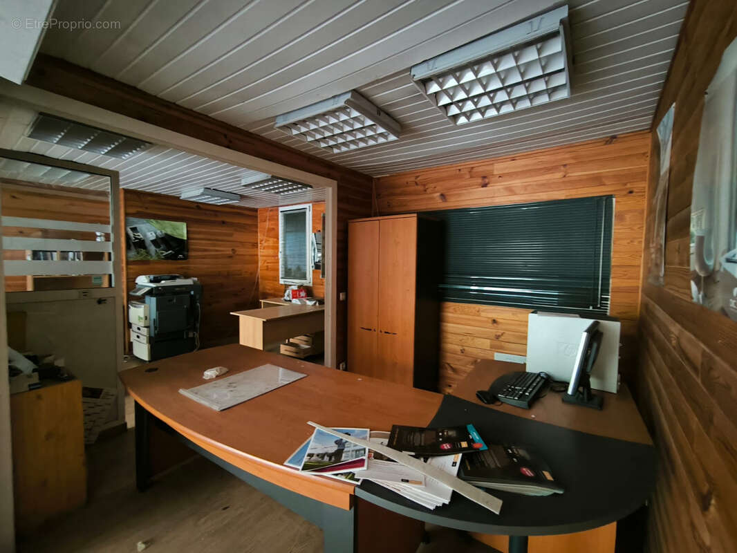 Commerce à SOUILLAC