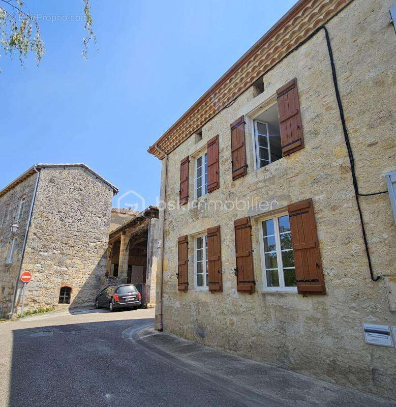 Maison de ville en pierre calme et lumineuse - photo 3