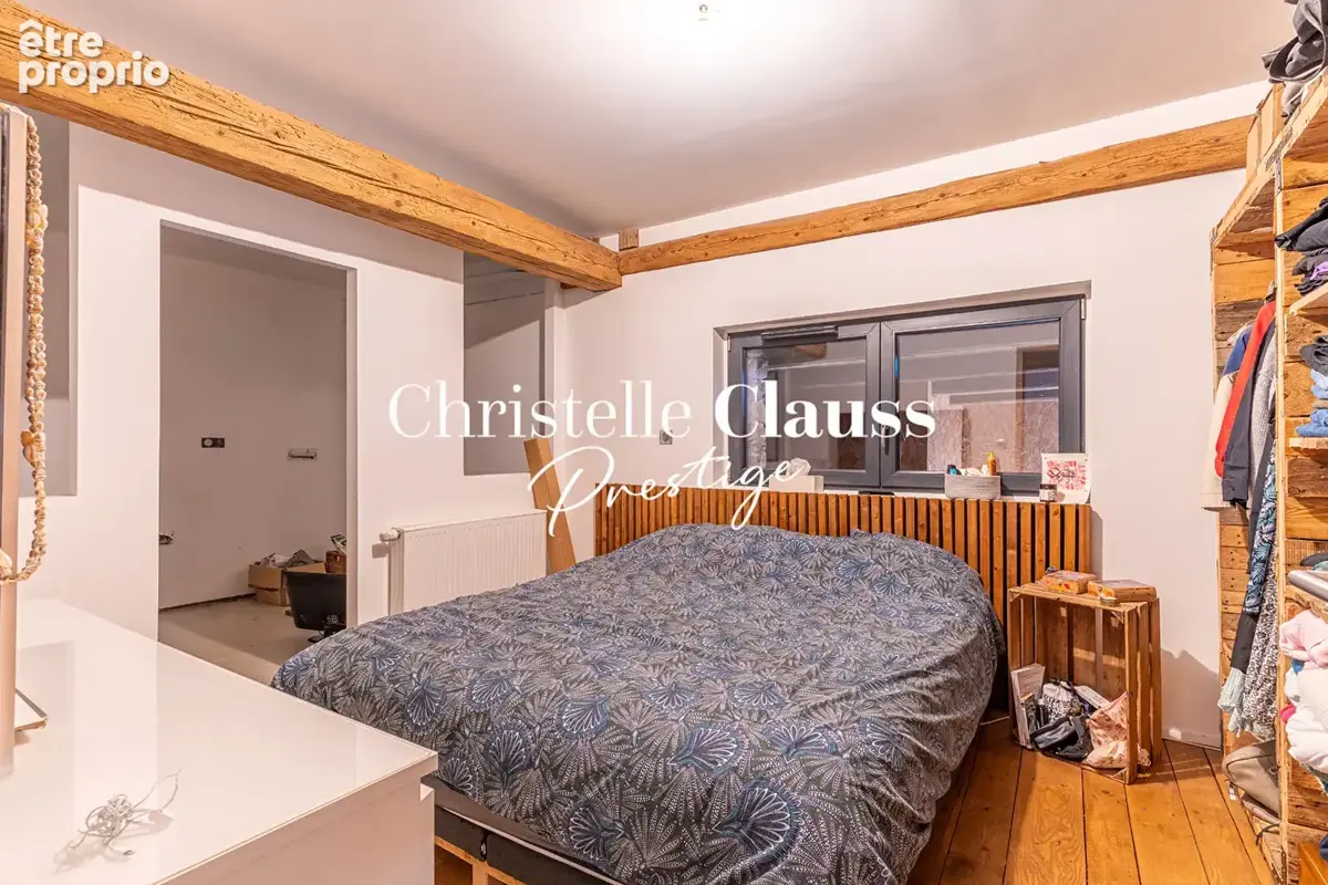 Grange rénovée avec prestations de qualité  - 165 m² - terrain de 10a53ca - photo 10