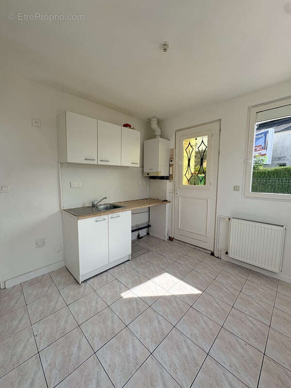 Maison 65 m² à Yvetot  - photo 4