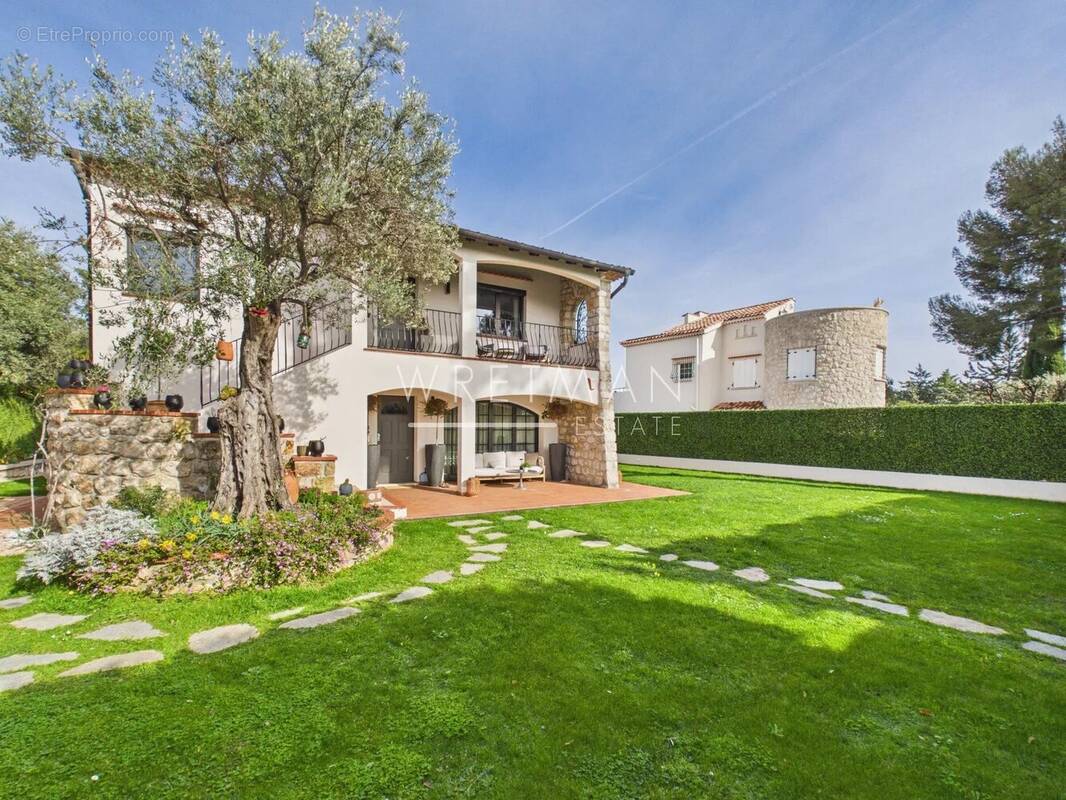 Maison à ROQUEBRUNE-CAP-MARTIN