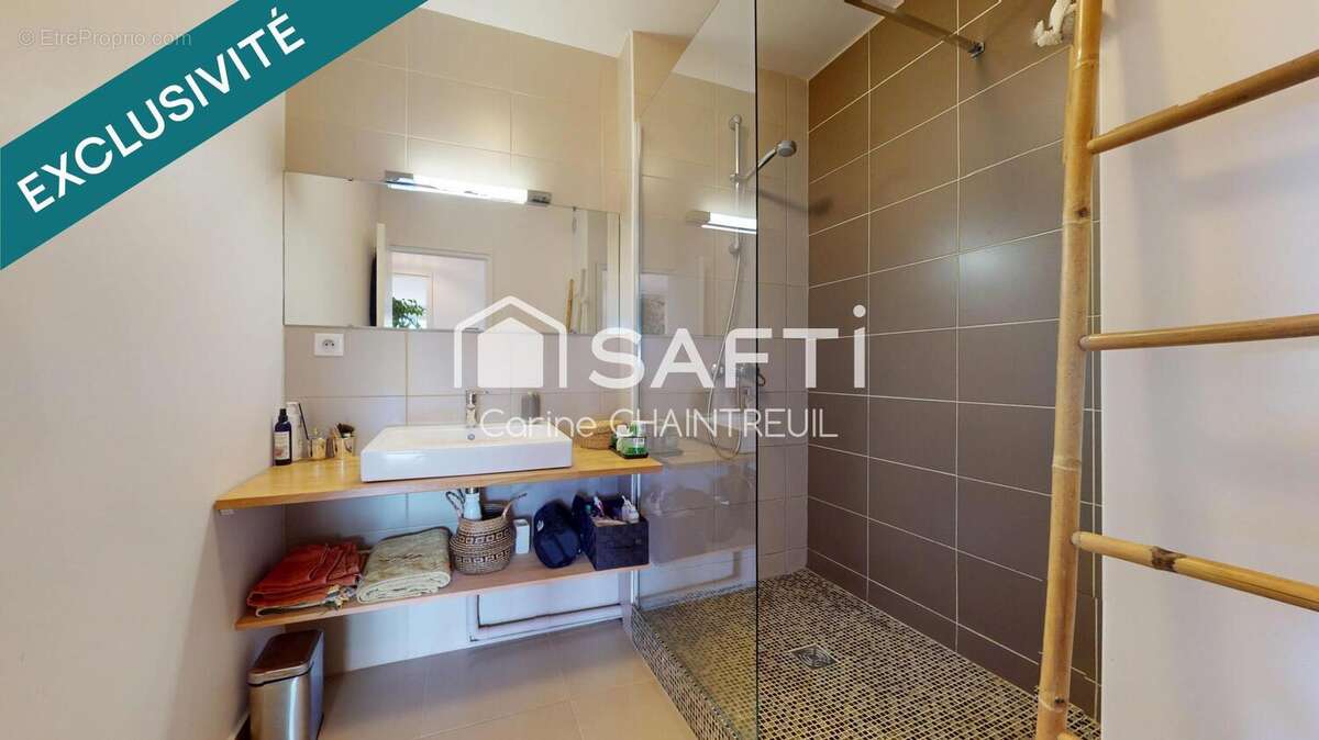 Photo 6 - Appartement à LYON-5E