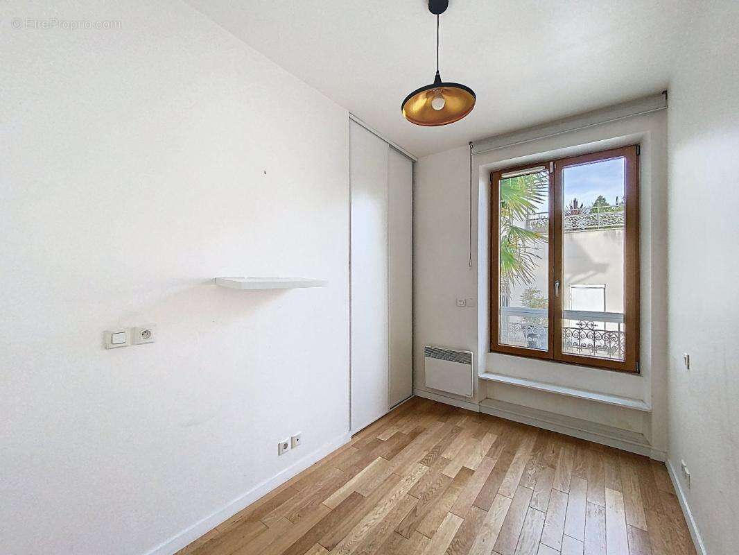 Appartement à SAINT-MAUR-DES-FOSSES