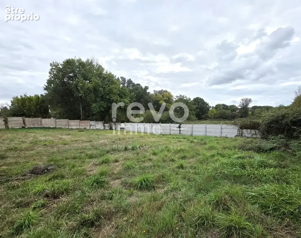 Terrain constructible 791m² - saint colomban 44310 - photo 2