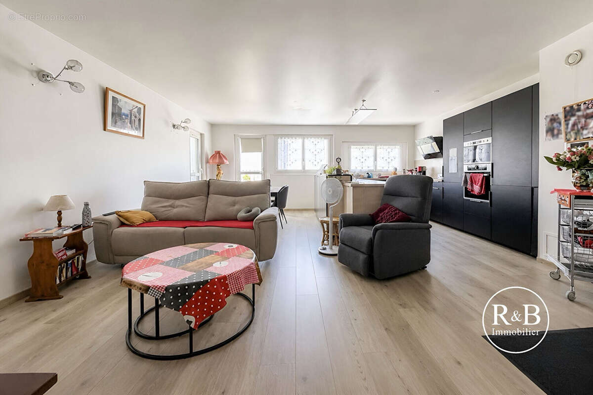 Appartement Plaisir 4 pièces 87 m2 - photo 2