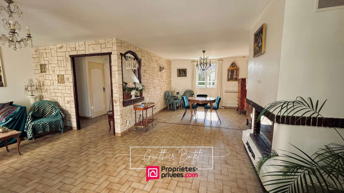 Maison à MORMANT