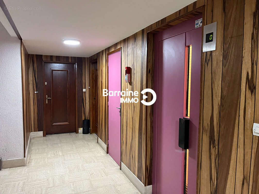 Exclusivite a vendre brest le guelmeur appartement t2 53.33m²  dernier etage  ascenseur  parking prive - photo 17