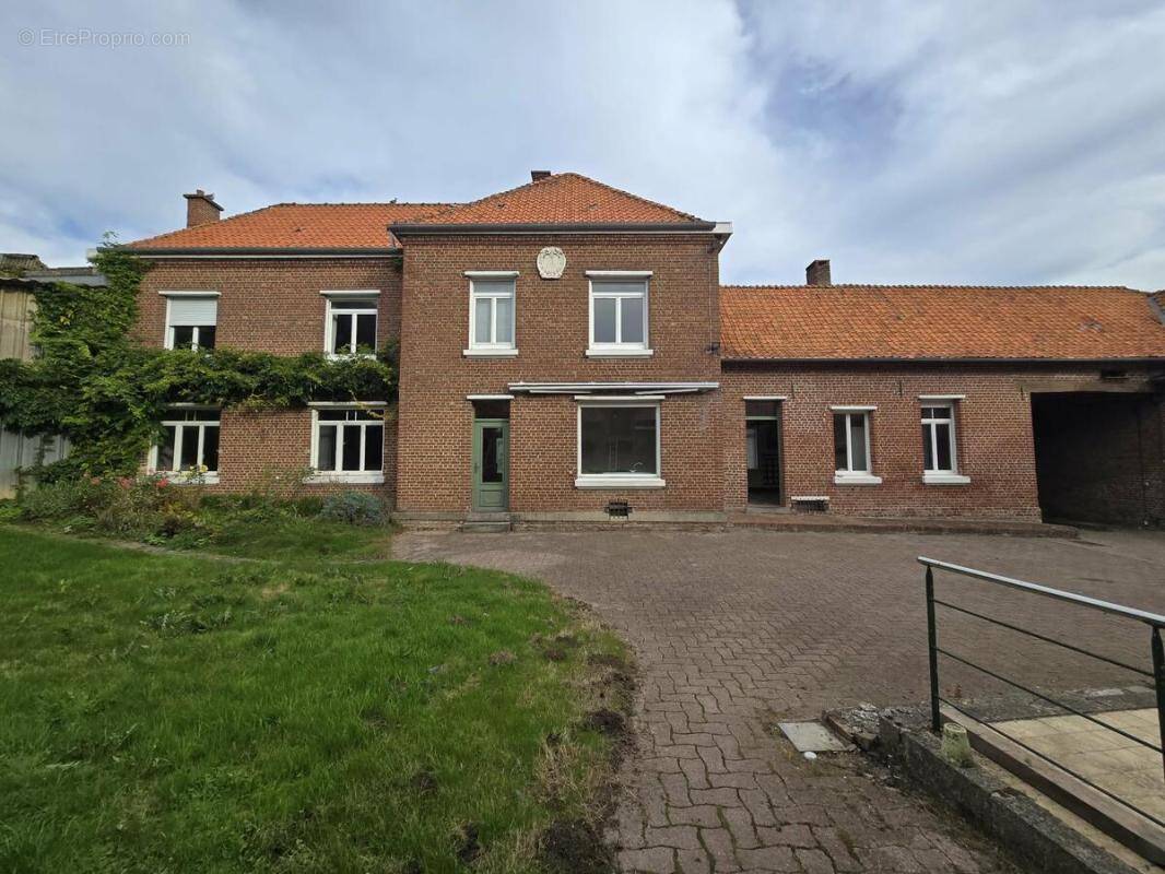 Maison à CROIX-EN-TERNOIS