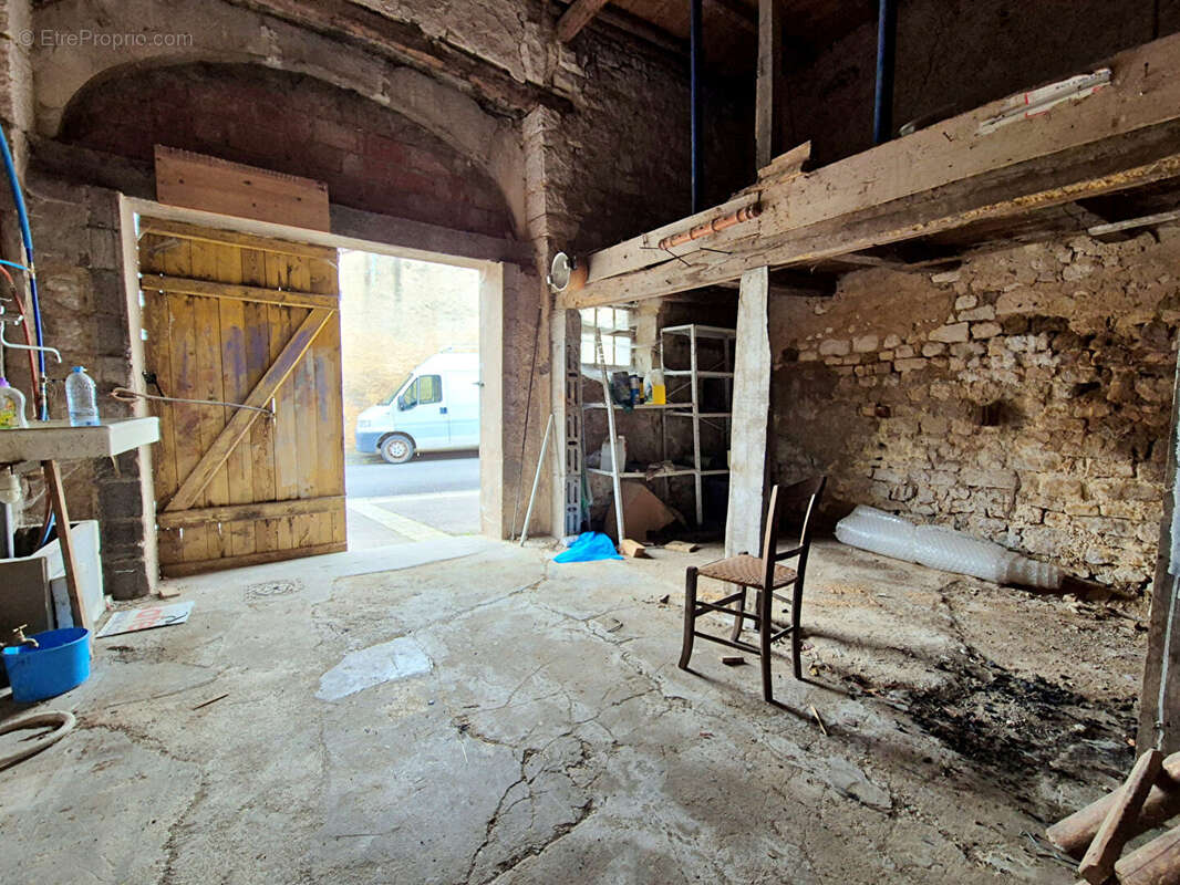 Maison à PAGNY-LA-BLANCHE-COTE