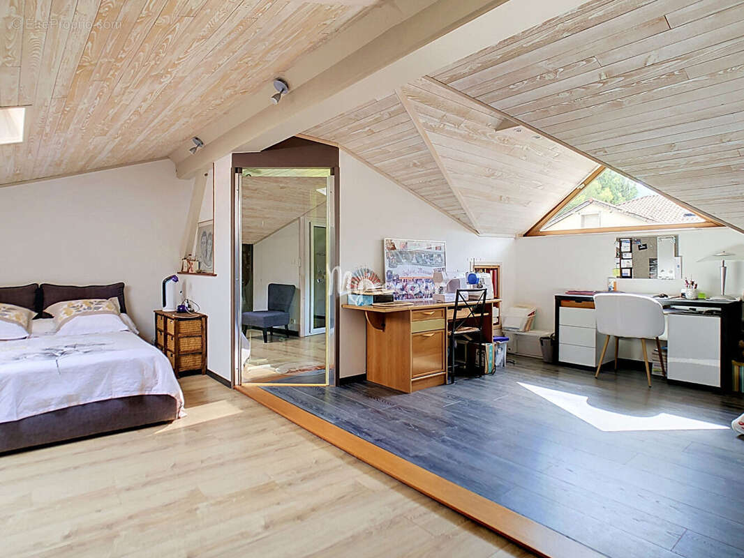 Maison - T4 - 122 m² - photo 13