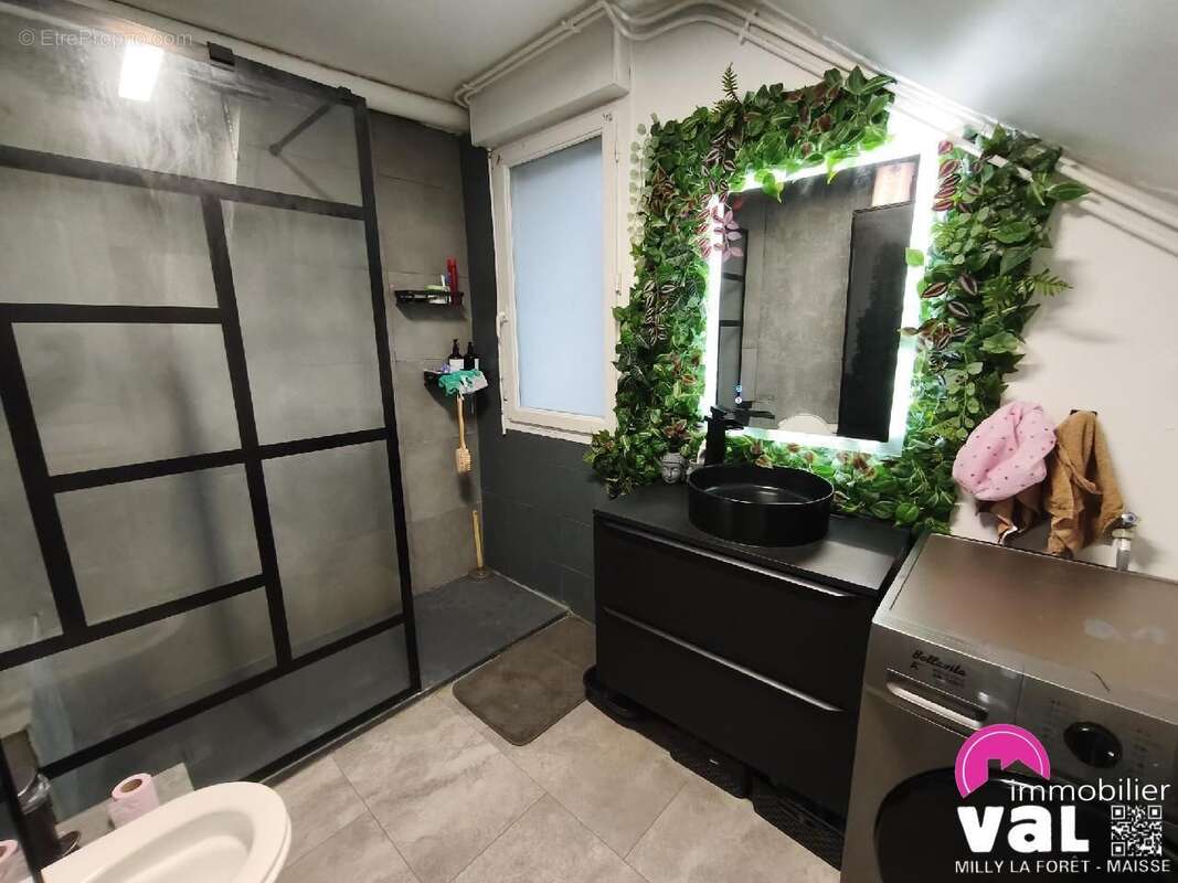 Maison à MILLY-LA-FORET