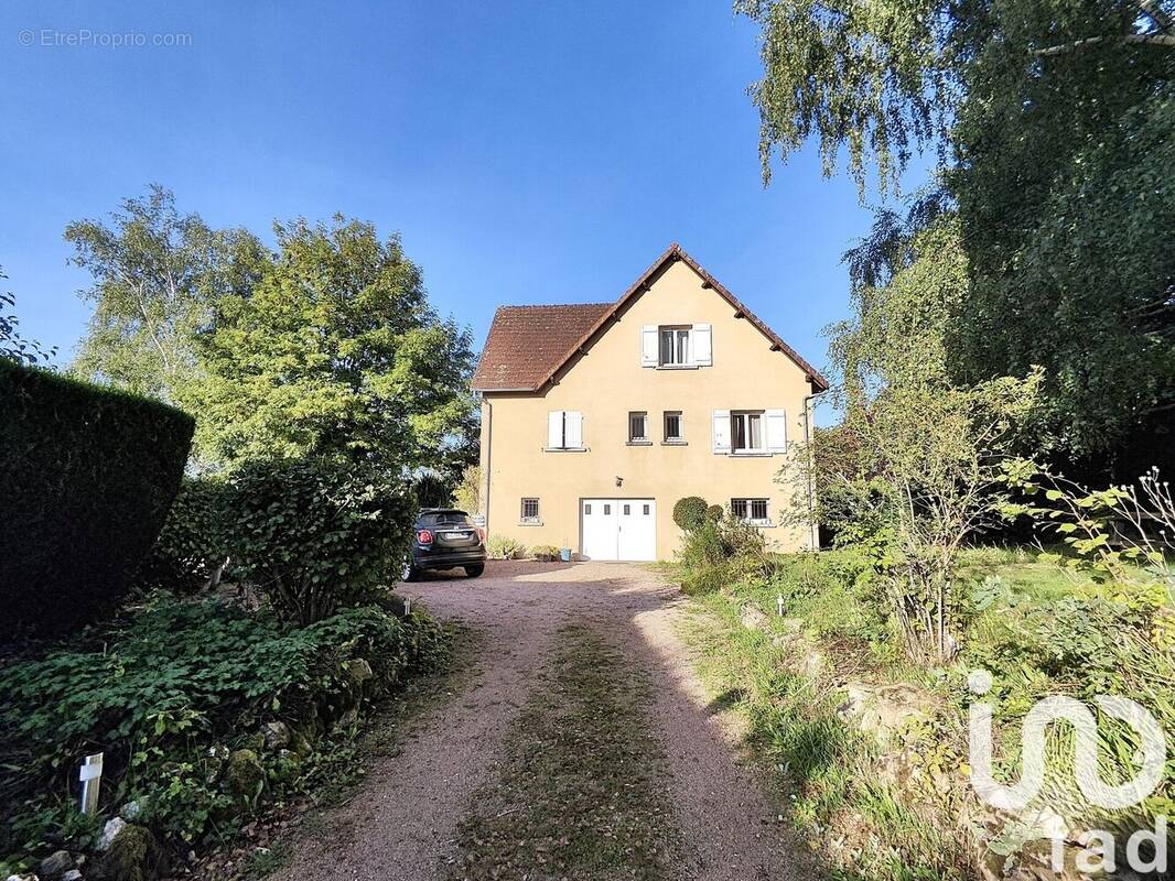 Photo 1 - Maison à PIONSAT