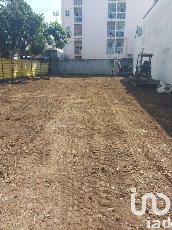 Photo 7 - Terrain à SAINT-DENIS