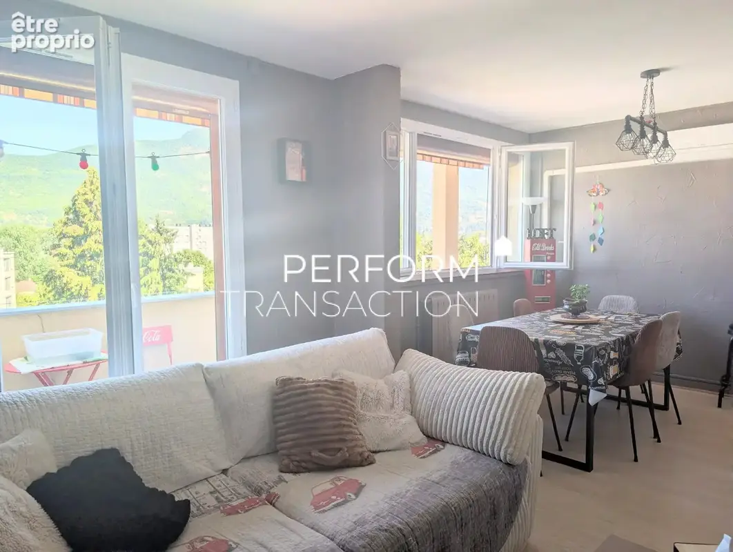 Appartement Type 3 - Dernier étage - Le Bidal - photo 4