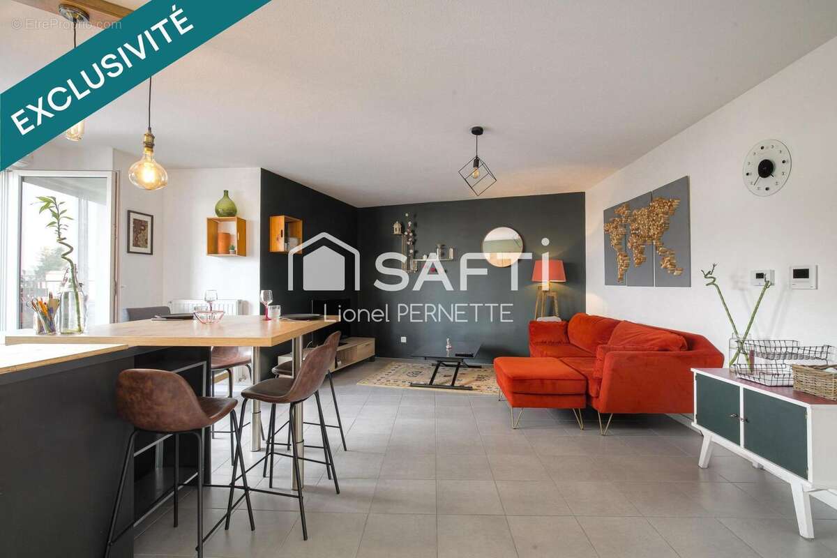 Photo 2 - Appartement à VAULX-EN-VELIN