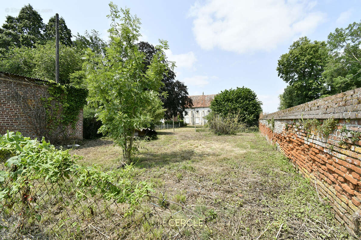 Maison à ESTREES-SAINT-DENIS