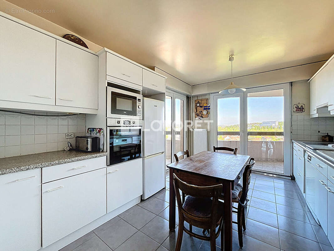 Appartement à MONTGERON