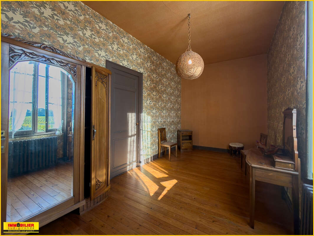 Maison à ILLATS