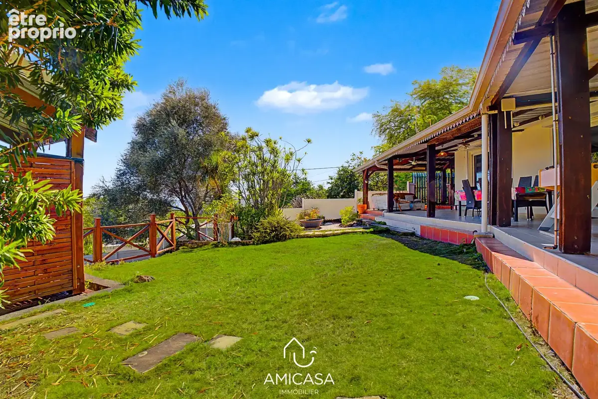 La possession (ile de la reunion) - ensemble immobilier avec piscine - photo 3