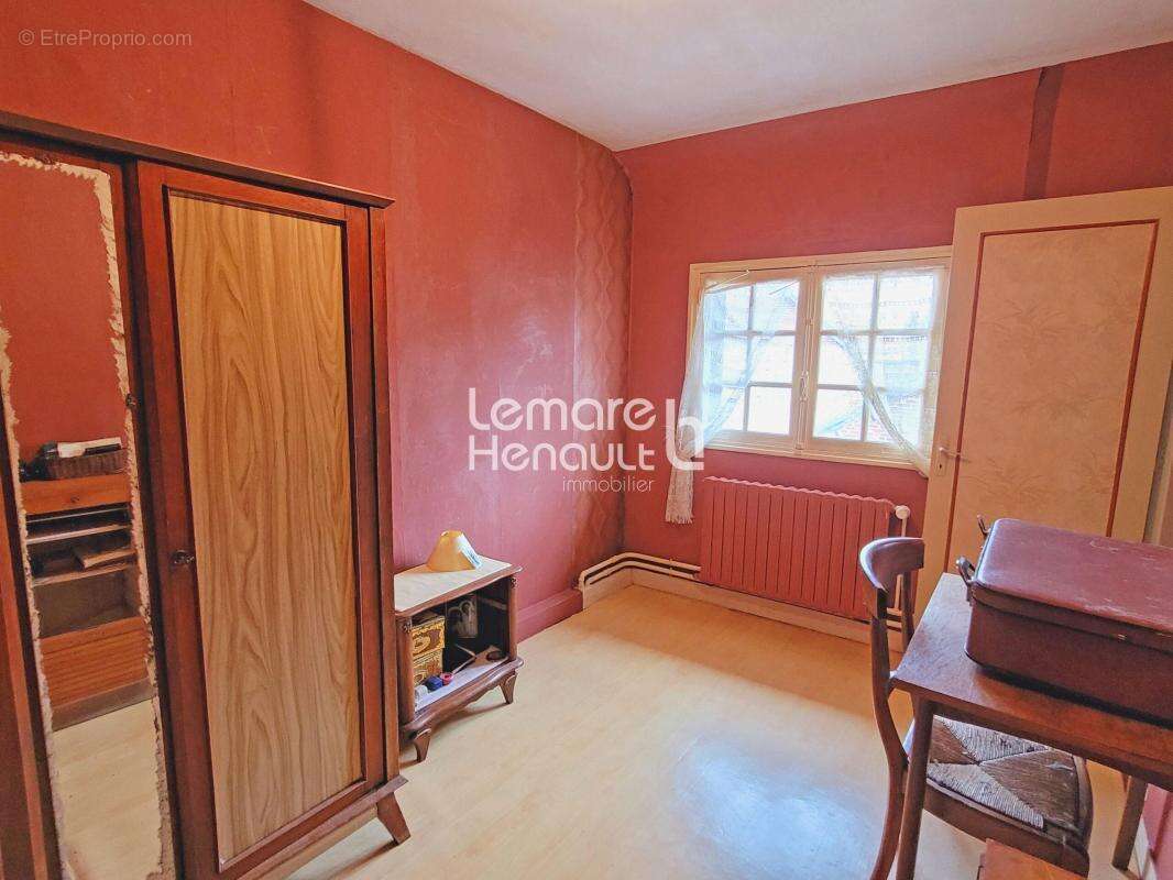 Maison à MEZIERES-EN-DROUAIS