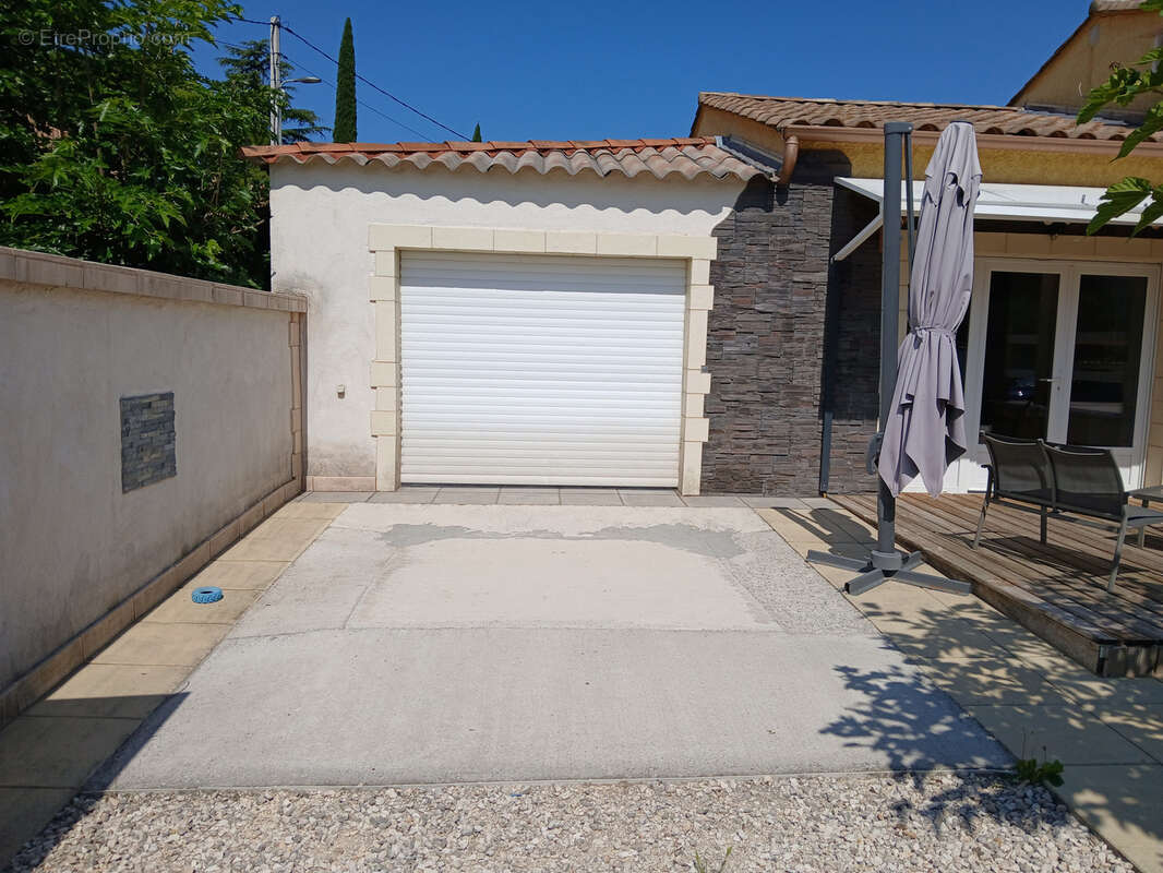 Maison à SAINT-MARTIN-DE-VALGALGUES