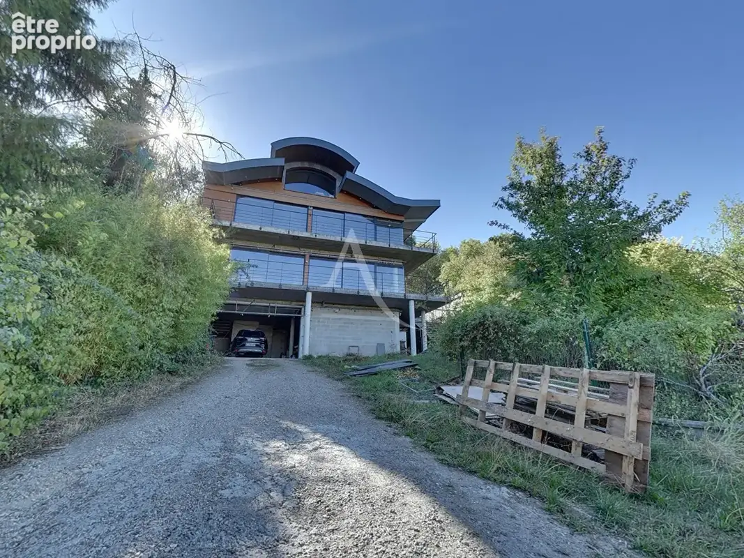 Photo Maison à Bry-Sur-Marne au prix de 1 019 000€