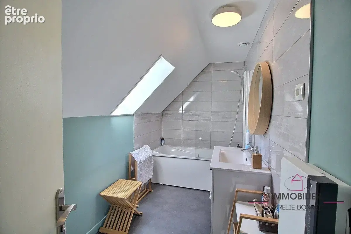 Maison 6 pièces 112 m² à vendre à Pont-L'eveque (14130) - photo 8
