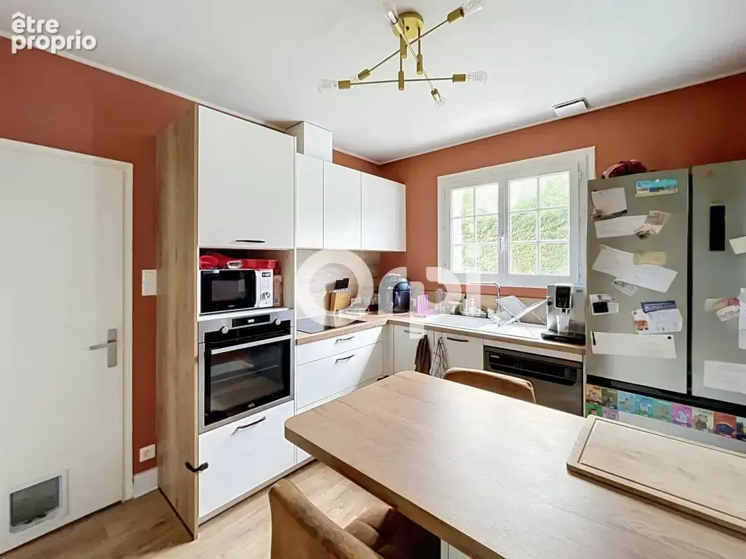 Maison À Vendre à Saint Pantaléon de Larche ! - photo 6