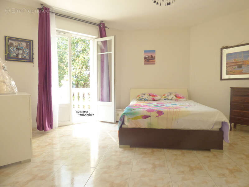 Maison à NOISY-LE-SEC