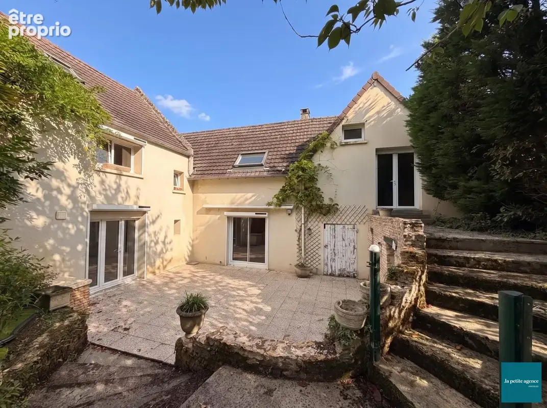 Maison 6 pièces 125 m² à vendre à Beny-Sur-Mer (14440) - photo 6