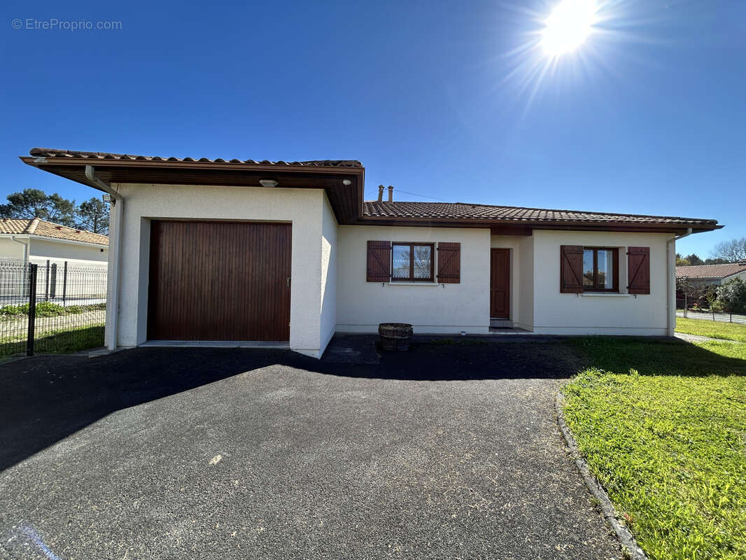 Maison à BELIN-BELIET