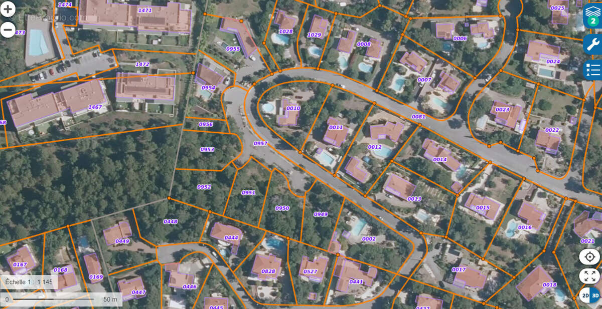 Terrain à SAINT-RAPHAEL