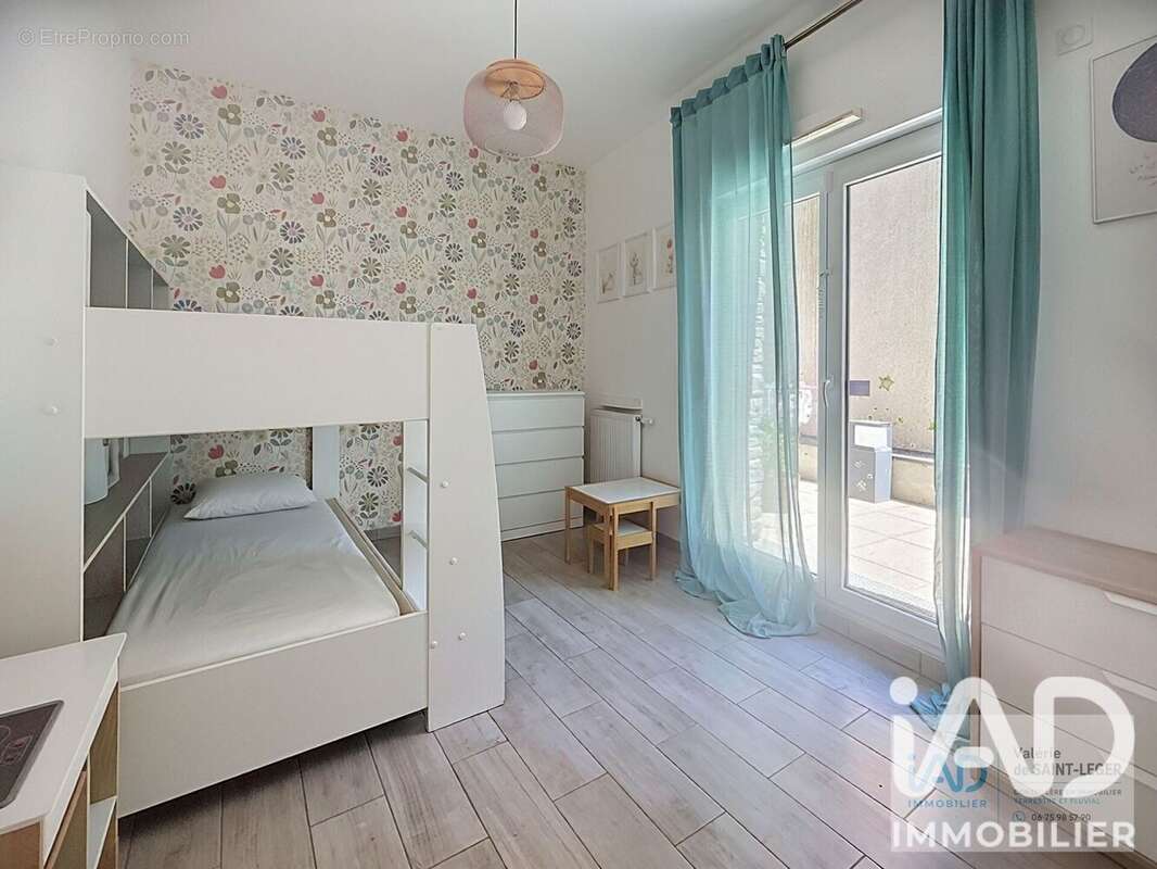 Photo 8 - Appartement à JUVISY-SUR-ORGE