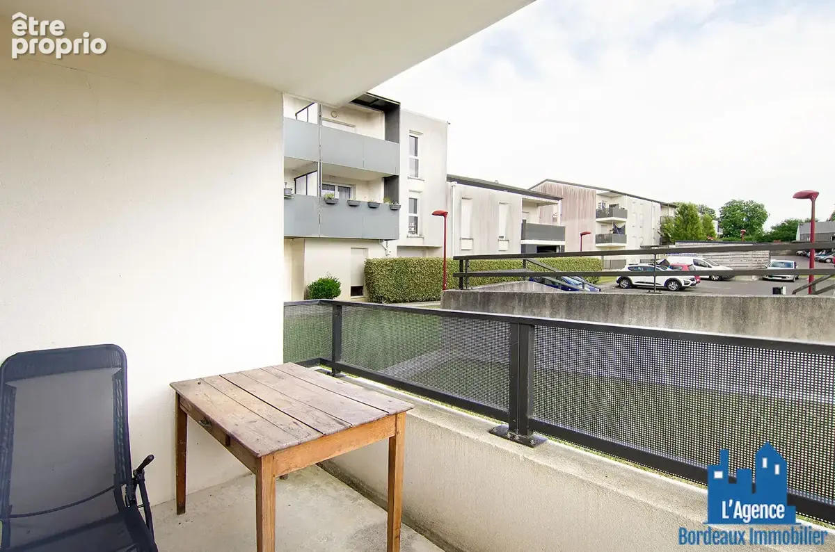 Exclusivité !!! bassens - secteur parc beauval - appartement type 2 de 39 m² avec  terrasse + 1 place de parking. michaël vigier - photo 9