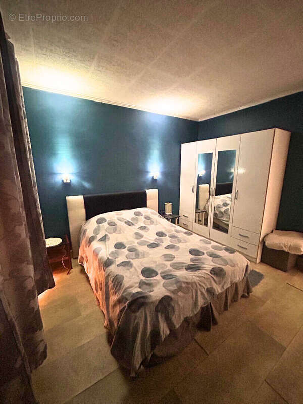 Appartement à LIVRY-GARGAN