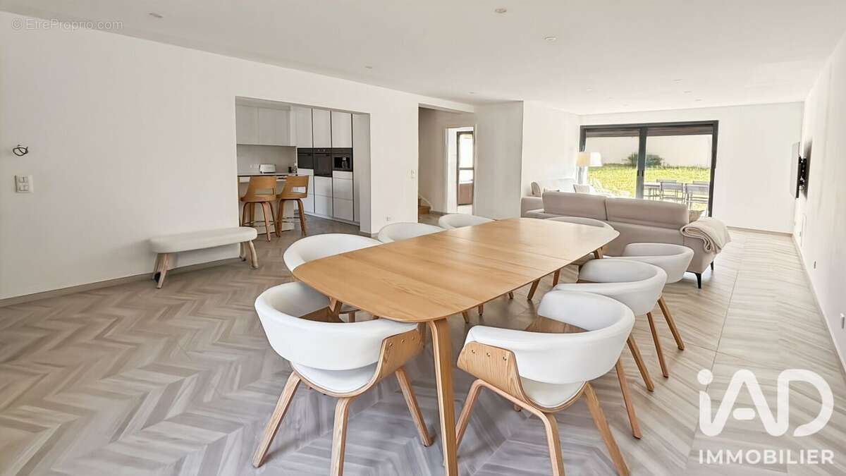Maison 145 m² à Brunoy  - photo 4