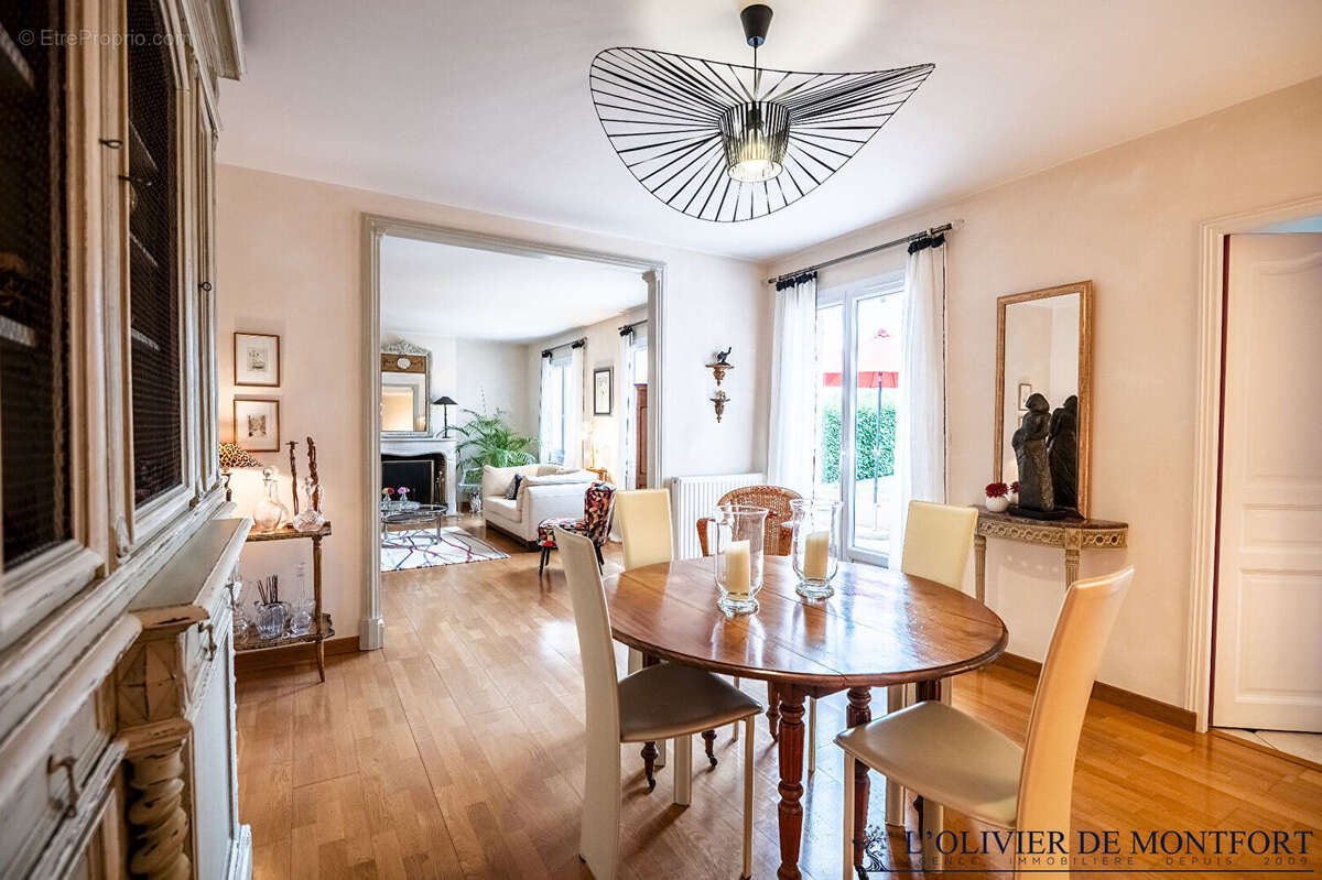 Maison à MONTFORT-L'AMAURY