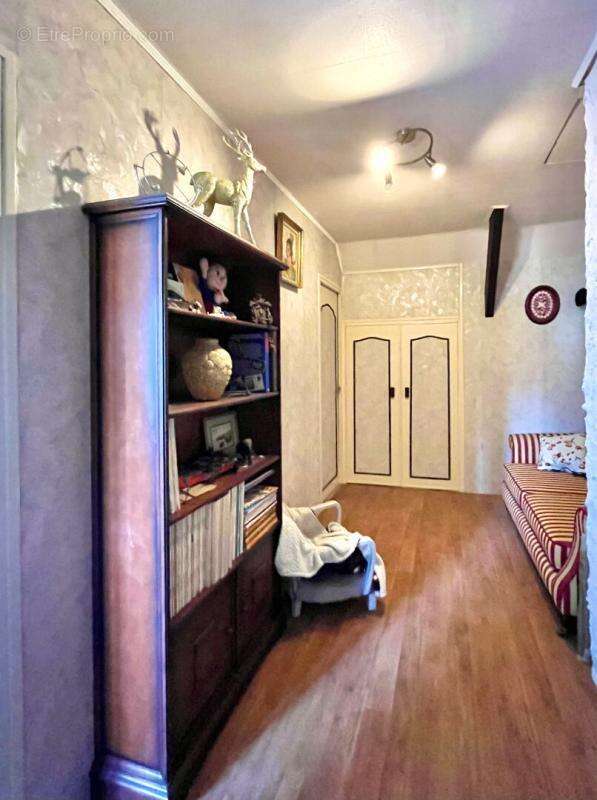 Maison : 6 pièce(s) 120 m²  + Véranda 26m² - photo 15