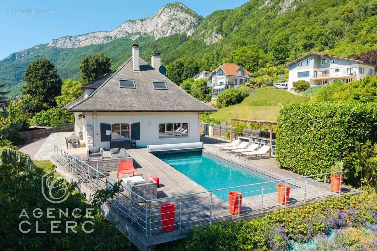 Maison à VEYRIER-DU-LAC